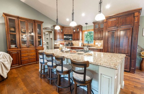 Sioux Falls Apartment | The Gathering Place | Hot Tub, Theater Room & More