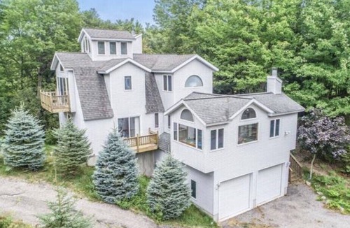 Pentwater House | The Great Escape Lake Michigan Lake House