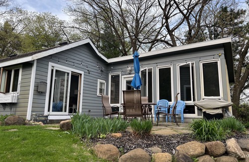 Friendship Cabin | The Great Outdoors: Pet-Friendly Lake House