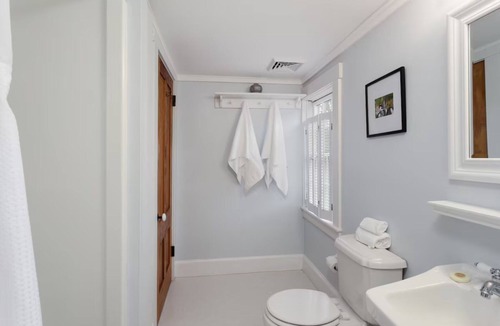 North Berwick House | The Green Room unit 4-Private Suite, Starry Skies -20 mins to Wells & Ogunquit