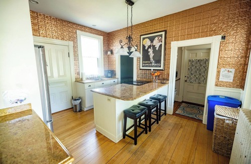 Southern Coast House | The Gregory House in Southern Maine close to many beaches & popular destinations