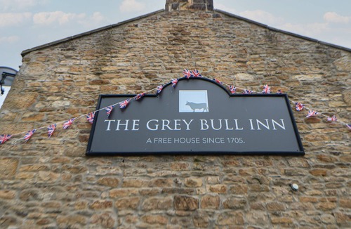 Wark Cottage | The Grey Bull Apartment