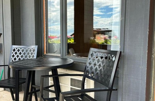 Grand Marais Hotel | The Harbor Inn