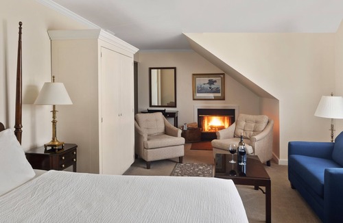 Freeport Hotel | The Harraseeket Inn & Event House Freeport Downtown