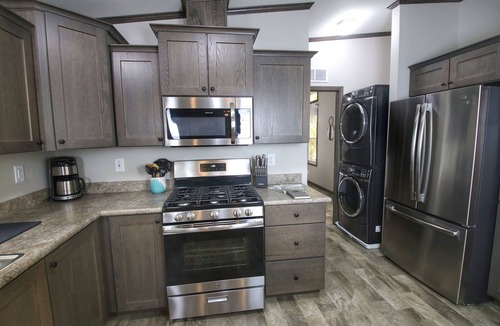 Carlsville Cabin | The Hein Cottage-Beautiful 2 bedroom hideaway in the heart of DC