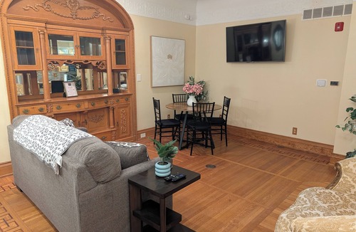 Fort Wayne Apartment | The Heritage Hideaway inside historic location