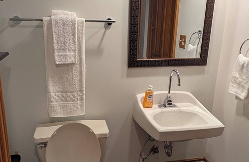 Fort Wayne Apartment | The Heritage Hideaway inside historic location