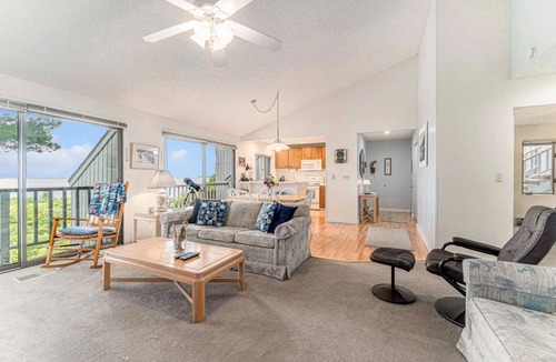 Maple City Condo | The Homestead Glen Arbor Condo Lake Michigan