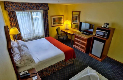 Bemidji Hotel | The Hotel Bemidji
