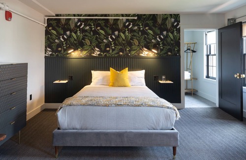 Portsmouth Apartment | THE INN Downtown - Deluxe King Studio Apartment