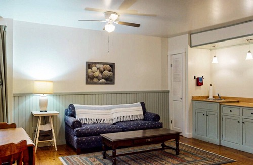 Stonington Apartment | The Isaac Evans - Inn on the Harbor