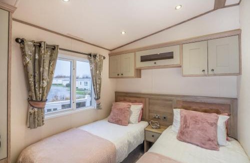 Prestonpans House | The Kingsbarns Luxe Lodge at Seton Sands - Pool - Beach Access - Starlink - Sleeps 6