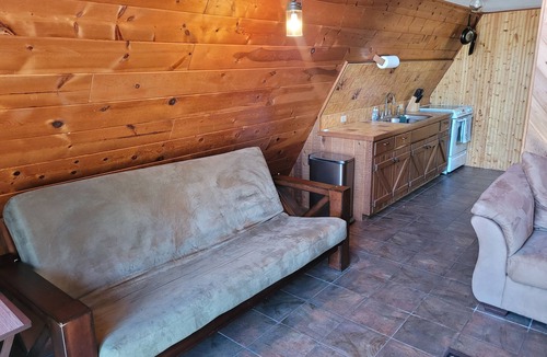 Frankfort House | The Koal-Mine-Inn - Fun and Charming with Lots of Character, Air Conditioning, and a Great Location! Also dog-friendly!