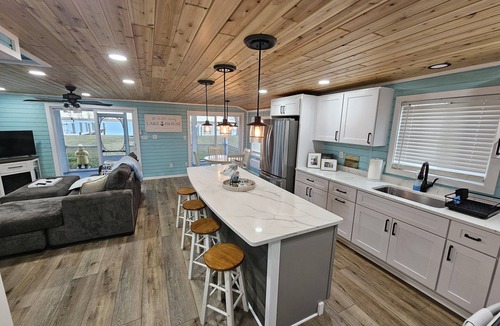 Harsens Island Cottage | The Lake House on McDonald Island - Middle Channel! BOAT ACCESS ONLY!