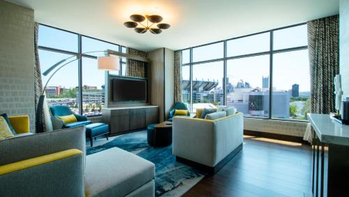 Pittsburgh Hotel | The Landing Hotel at Rivers Casino Pittsburgh