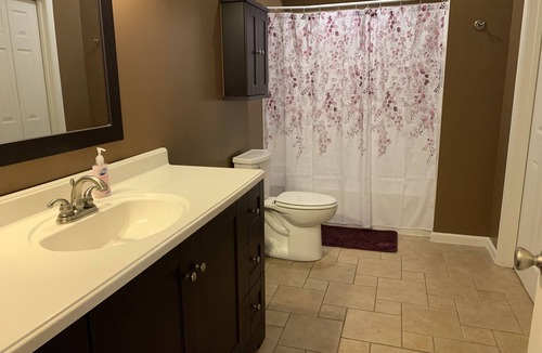 Shawnee Condo | The Loft: Quiet, Comfortable and Close To Everything That You Need!