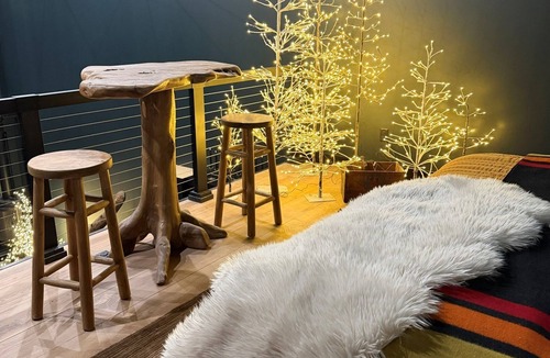 Maida Cabin | The Lofts @ Frost Fire- Cabin A