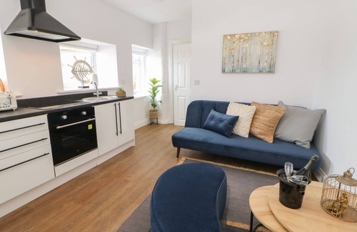 South Shields Cottage | THE LOOK OUT, pet friendly, country holiday cottage in South Shields