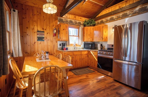 Babbitt Cabin | The Martin Cabin at Timber Bay