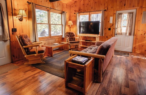 Babbitt Cabin | The Martin Cabin at Timber Bay