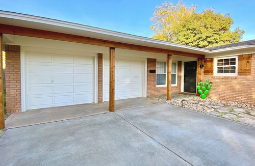 Lubbock House | The Matador-4BR Getaway Near TTU-Pet Friendly!