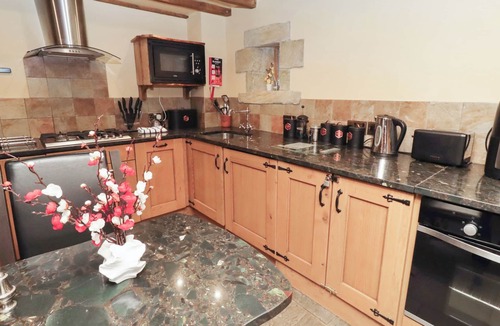 Stannersburn Cottage | THE MEDIEVAL ROMANTIC, romantic, with open fire in Bellingham
