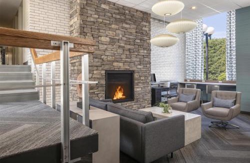Prudential - St. Botolph Hotel | The Midtown Hotel MOD Collection by Sonesta