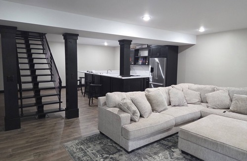 Heltonville House | The Modern Wilderness Enjoy nature and being close to IU & Lake Monroe.