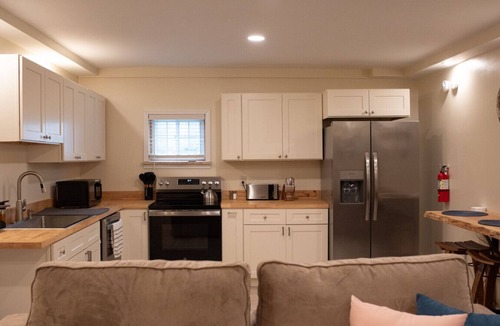 Hammondsport Condo | The Nautilus at JS Hubbs Guest House