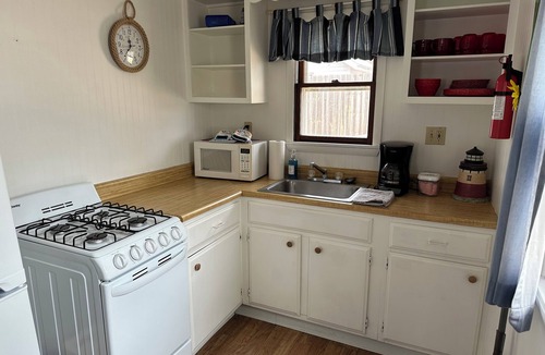 Oscoda Cabin | The Nest @ Haven- 2/1 with Sandy Beach Directly on Lake Huron
