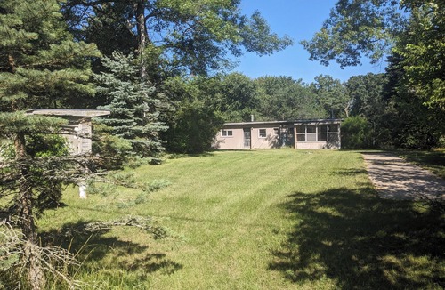 Port Austin Apartment | The Nook, Lake Huron Beach Access, Cozy Unit, Dark Sky Preserve
