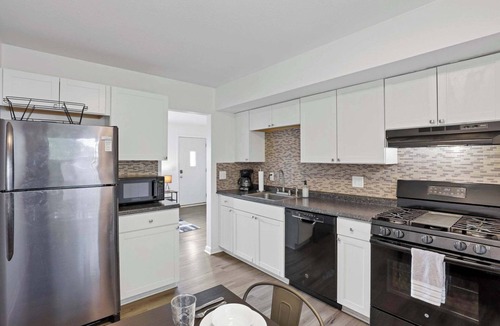 Columbus Apartment | The Northtowne Getaway