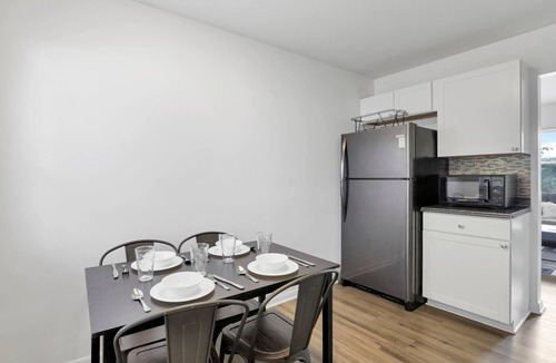 Columbus Apartment | The Northtowne Getaway