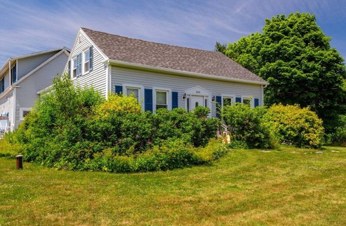 Trenton House | The Ohana House at Isleview