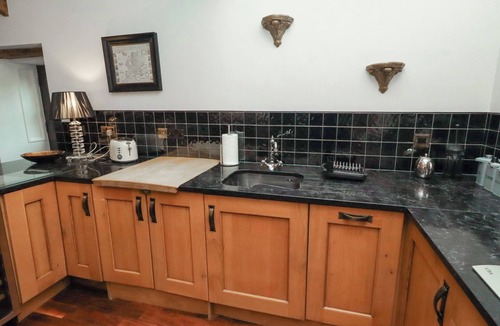 Falstone Cottage | THE OPULENT, family friendly, character holiday cottage in Bellingham