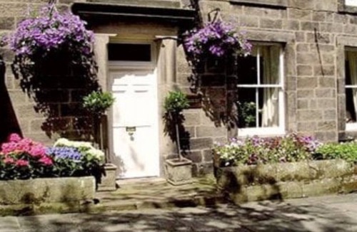 Rothbury House | The Orchard House - Full House Rental upto 12