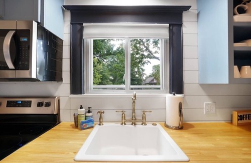 St. Charles Historic District House | The Painted House