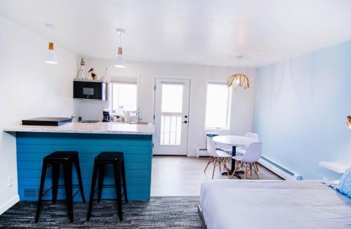 Dyckesville Hotel | The Painted Pelican