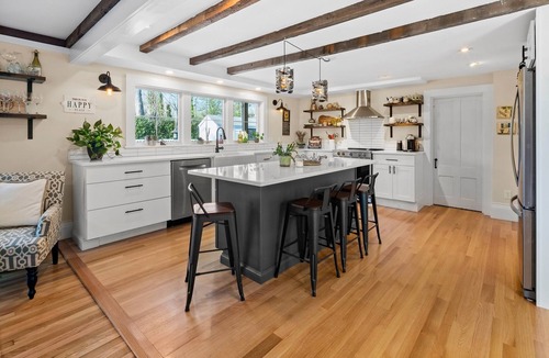East Orleans Cabin | The Parson's House w/7 bedrooms