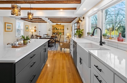 East Orleans Cabin | The Parson's House w/7 bedrooms