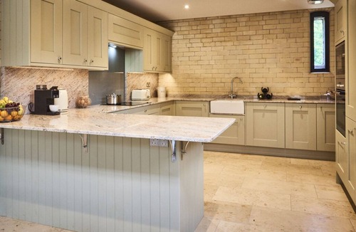 Walwick Apartment | The Peppercorn - Three Bedroom Apartment, Sleeps 6