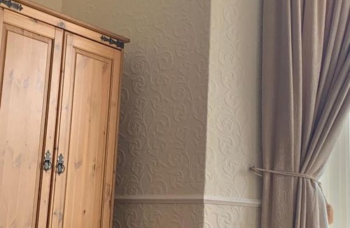 Whitley Bay House | The Pines Guest House
