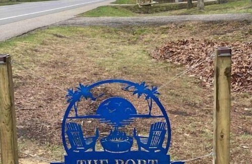 Caseville House | The Port -halfway between downtown Caseville & Port Austin- beach access