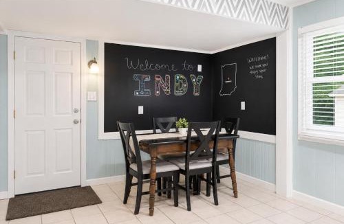 Indianapolis House | The Primrose Cottage Pet Friendly Private Yard