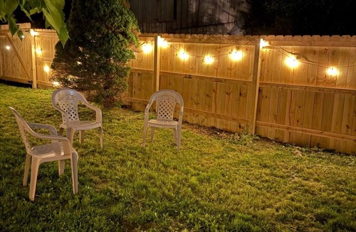 Hamilton House | The Retro Nook - cozy studio near Spooky Nook.