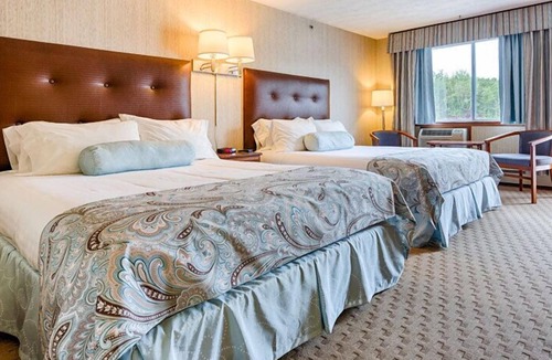 Kennebunkport Hotel | The Rhumb Line Resort