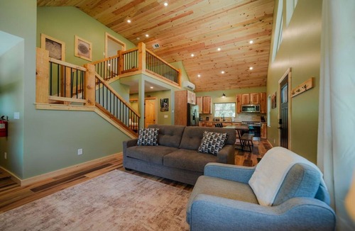 Carbon Hill Cabin | The Riparian | Hocking Hills, Plunge Pool, Hot Tub