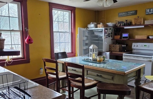 Guildhall House | The RIVER HOUSE! Expansive Vermont colonial Connecticut River & Private 2acres