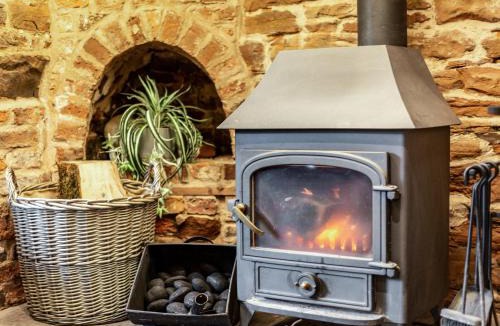 Wing House | The Scotch Arms Mews - Uk30910