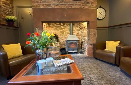 Wing House | The Scotch Arms Mews - Uk30910